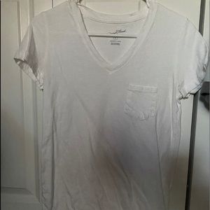 v neck tee